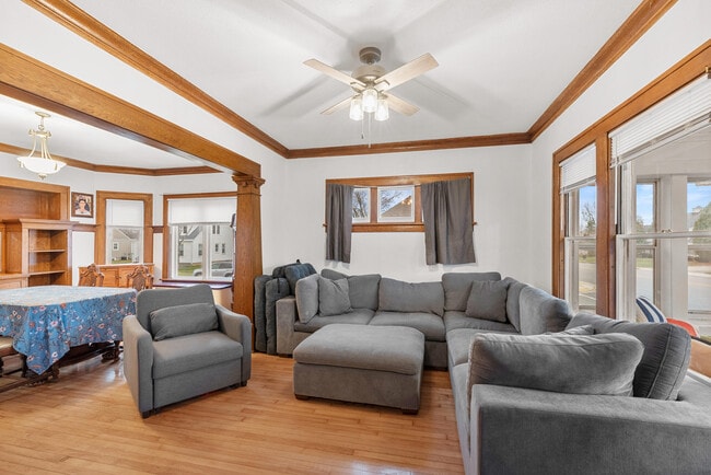 Building Photo - 1136 Fond Du Lac Ave