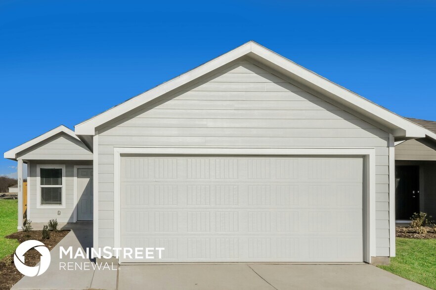 Building Photo - 3101 Helix Bay Dr