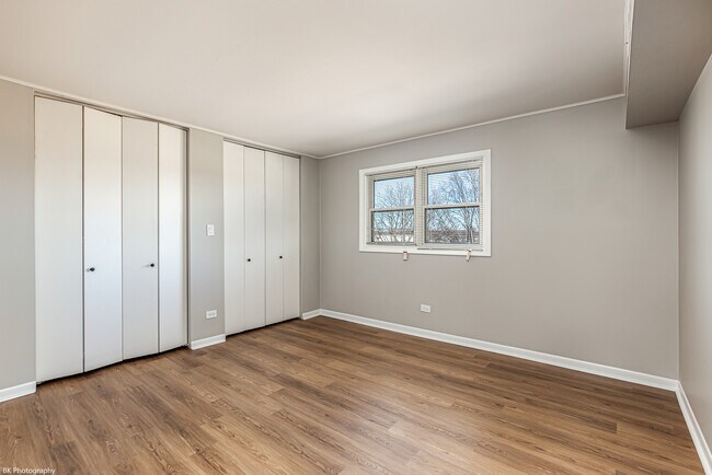 Building Photo - 11036 Kilpatrick Ave