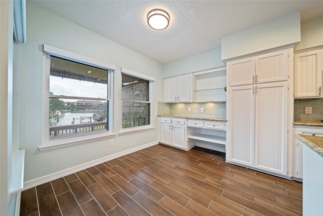 Building Photo - 2662 Sailboat Dr