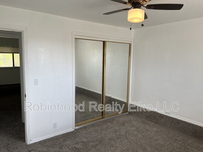 Building Photo - 397 Parkchester Dr