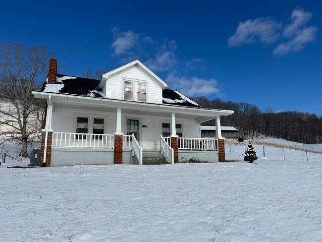Building Photo - 6123 Boozy Creek Rd