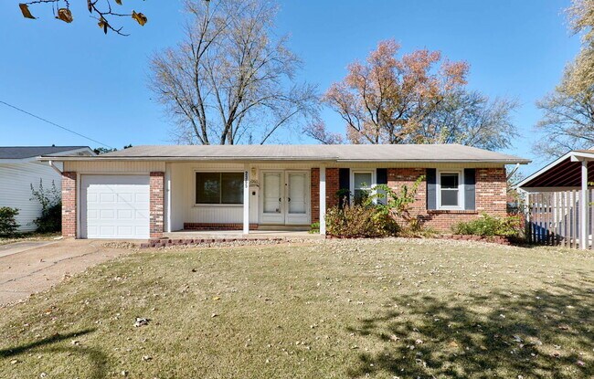 Building Photo - 2365 N Pointe Ln