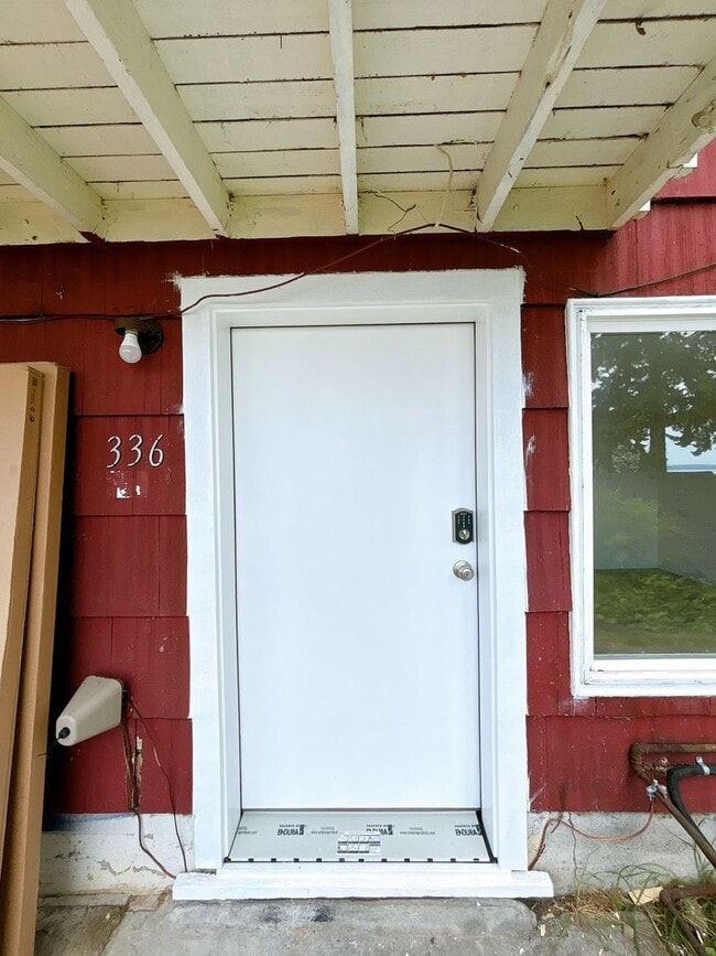 Building Photo - Bay-View 1Bed/1Bath Duplex Near WWU