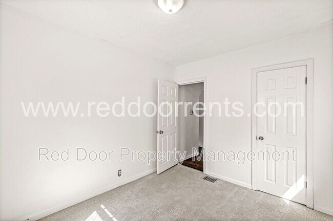 Building Photo - 1602 E 46th St