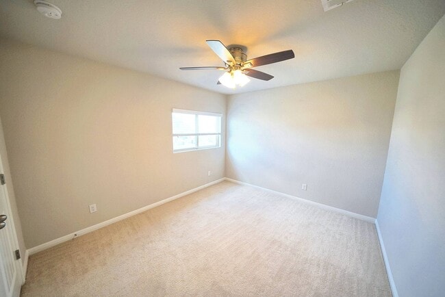 Building Photo - Beautiful Rental in Converse! Realtor Comm...