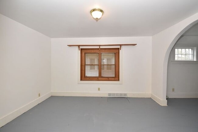 Building Photo - River Park Charming 3 bedroom Single Famil...
