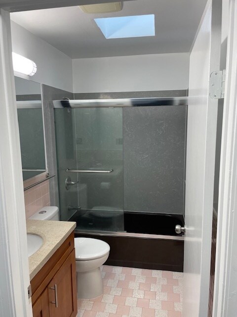 Building Photo - 678 41st Ave