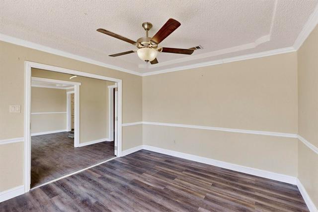 Building Photo - 2407 Meadow Creek Dr