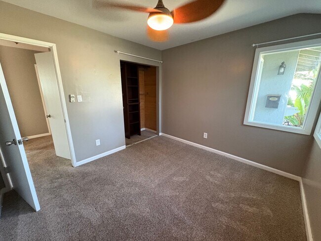 Building Photo - 4945 Mt Alifan Dr