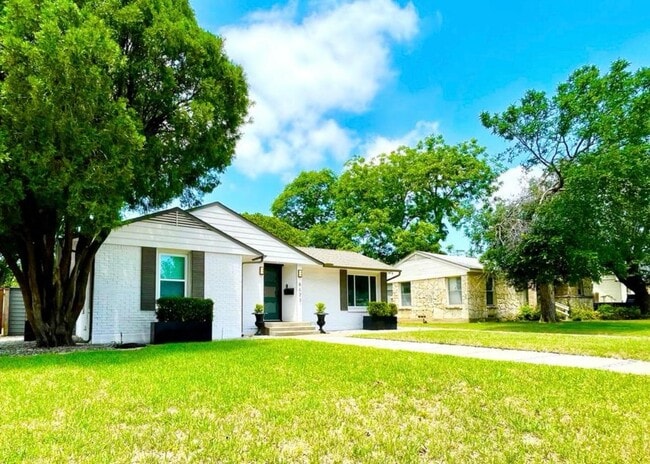 Building Photo - 6623 Kenwell St