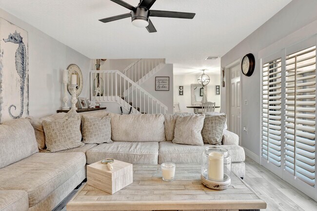 Building Photo - 1209 12th Ct