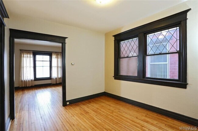 Building Photo - 475 Prospect Ave