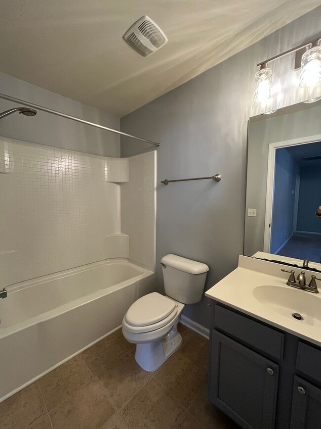 Building Photo - 275 Cameron St