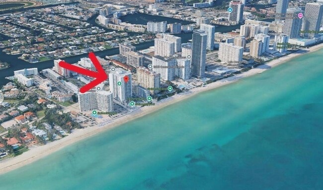 Building Photo - 3140 S Ocean Dr