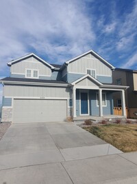 Building Photo - Beautiful and Spacious 3BR House in Freder...
