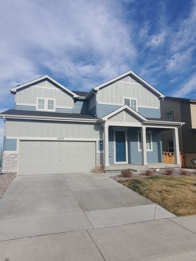 Primary Photo - Beautiful and Spacious 3BR House in Freder...