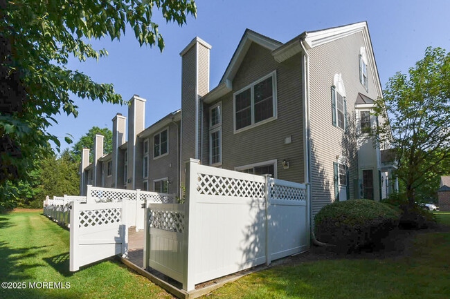 Building Photo - 133 Ironwood Ct