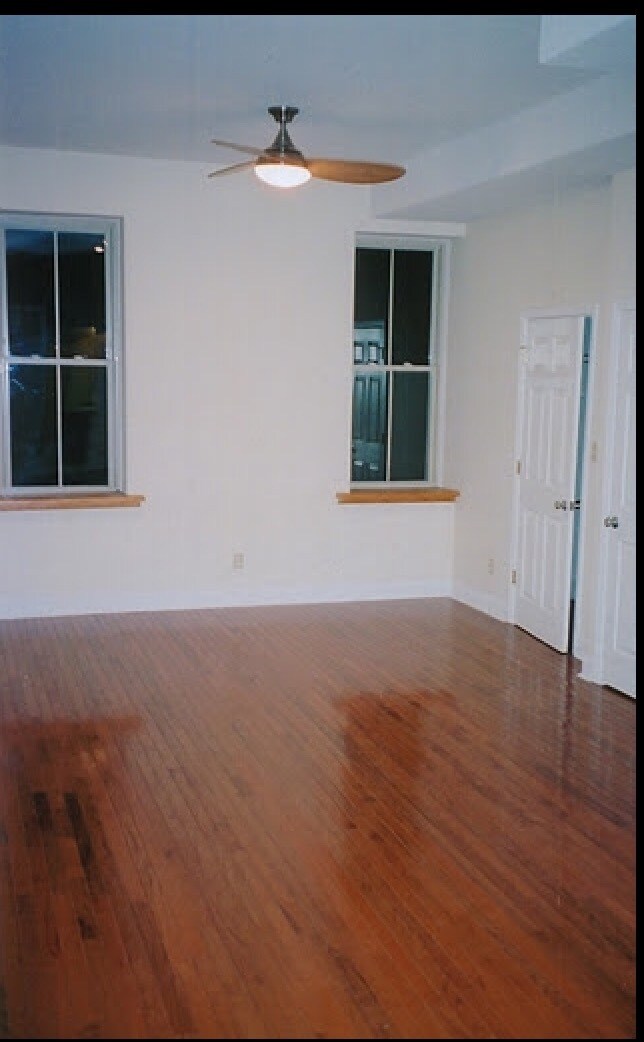 Building Photo - 2842 Missouri Ave