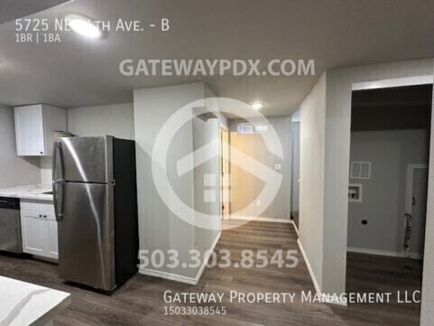 Building Photo - 5725 NE 14th Ave