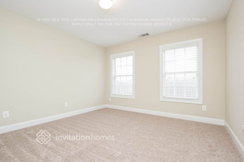 Building Photo - 5253 Monarch Dr