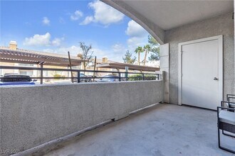 Building Photo - 2900 Sunridge Heights Pkwy
