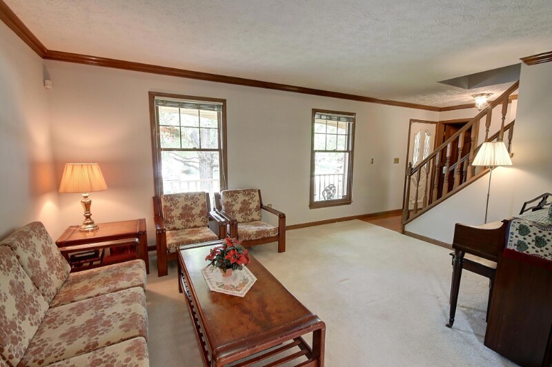 Building Photo - 438 Larkspur Ct