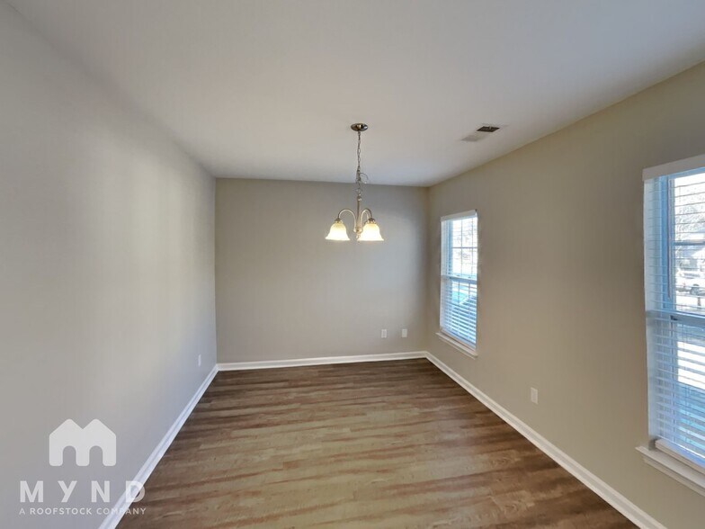 Building Photo - 6124 Lawn Meadow Dr