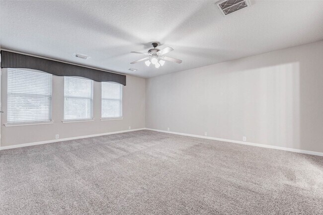 Building Photo - 18327 Atasca Wds Trce