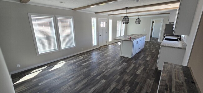 Building Photo - 603 Gallop Ct