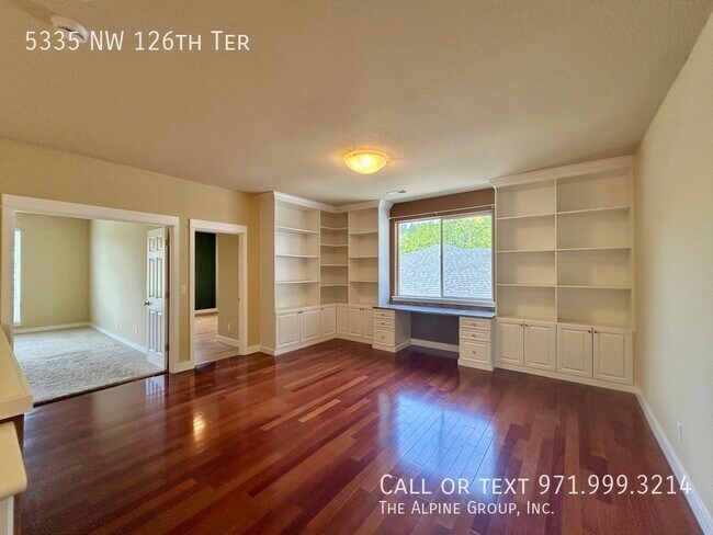 Building Photo - 5335 NW 126th Terrace