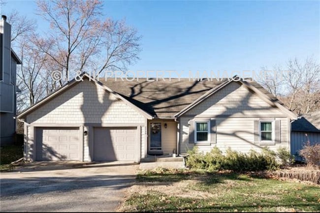 Primary Photo - 7730 Darnell St