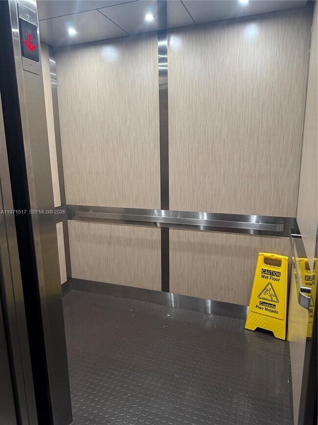 Building Photo - 200 SW 132nd Way