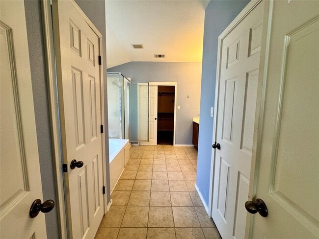 Building Photo - 14605 Staked Plains Loop