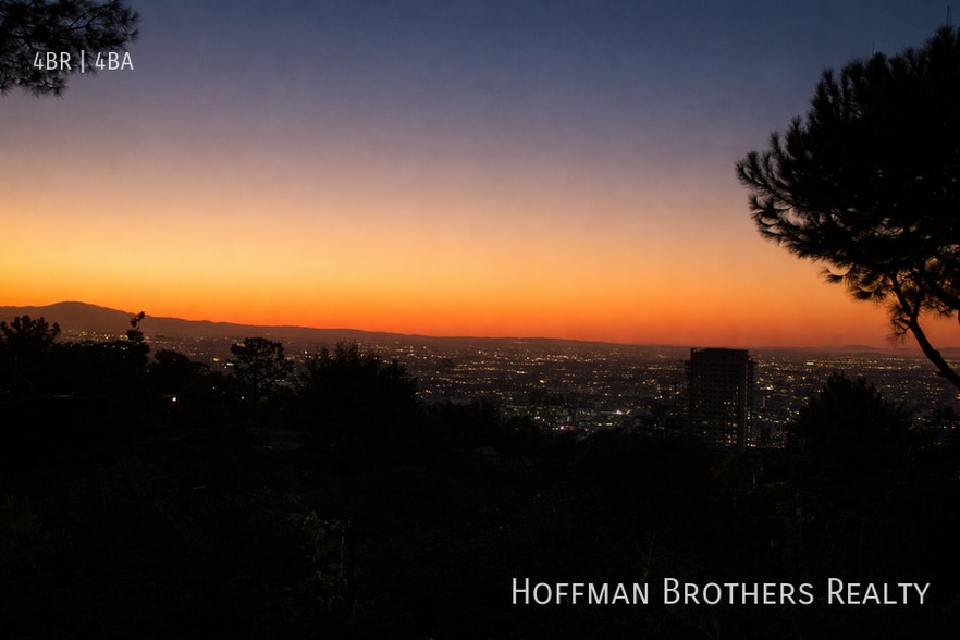 Building Photo - 9307 Beverlycrest Dr