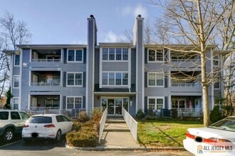 Building Photo - 1909 Tanglewood Ct