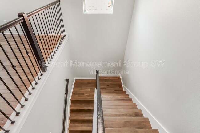 Building Photo - 30053 Island Club Dr