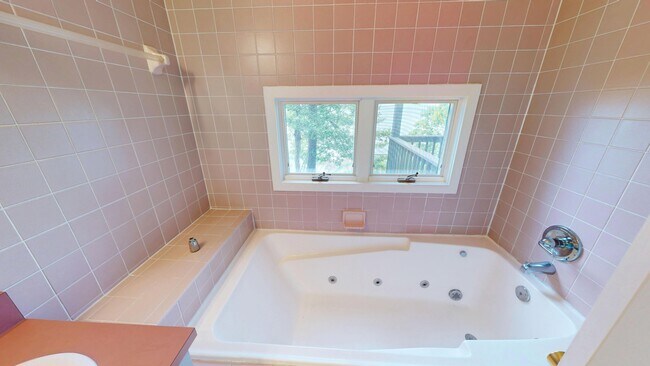 Building Photo - 146 Baycliff Trail