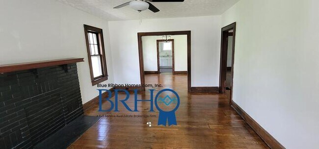 Building Photo - 4118 Holston Dr