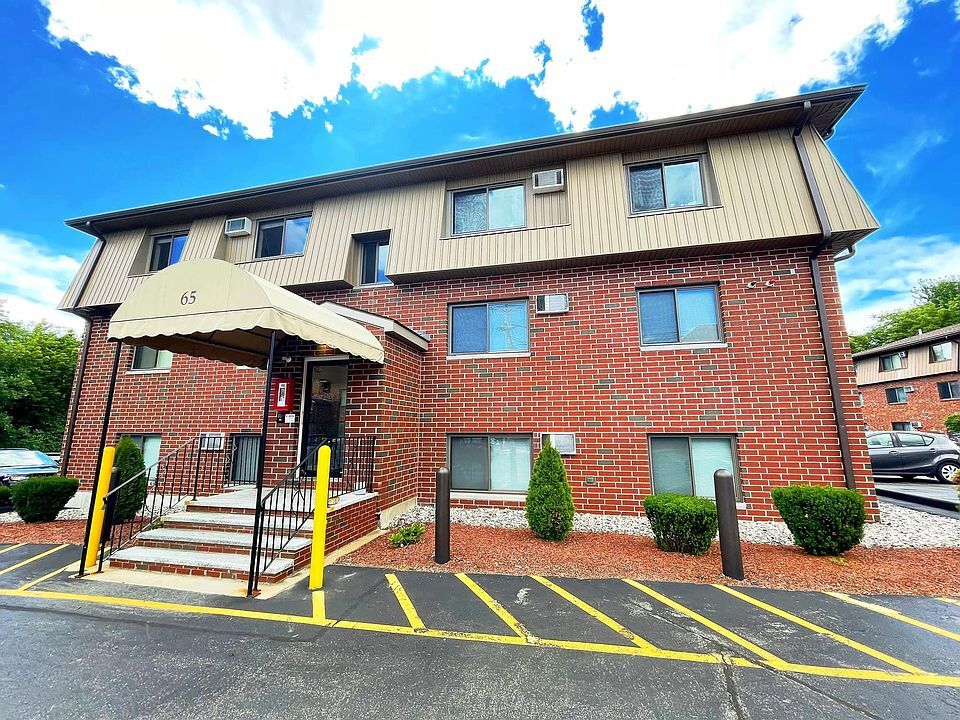 Building Photo - 65 Log St