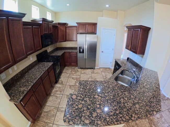 Building Photo - 7518 Sierra Bella Pl