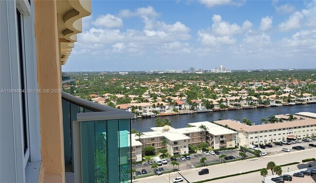 Building Photo - 2501 S Ocean Dr