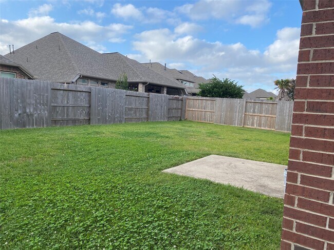 Building Photo - 2249 Waxwing Dr