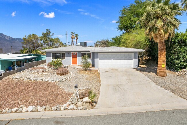 Building Photo - 13215 Deodar Ave
