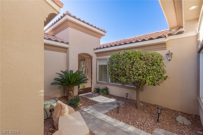 Building Photo - 2749 Botticelli Dr