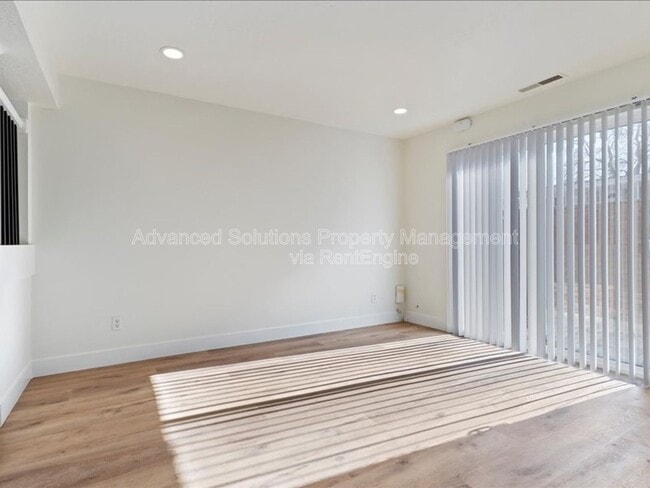 Building Photo - 3062 S 300 E