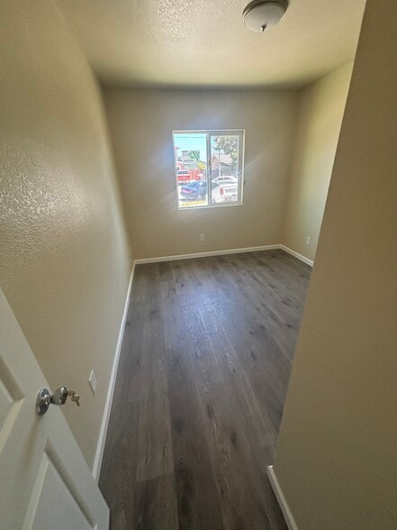 2 bedroom - 1243 Hawaii Pl