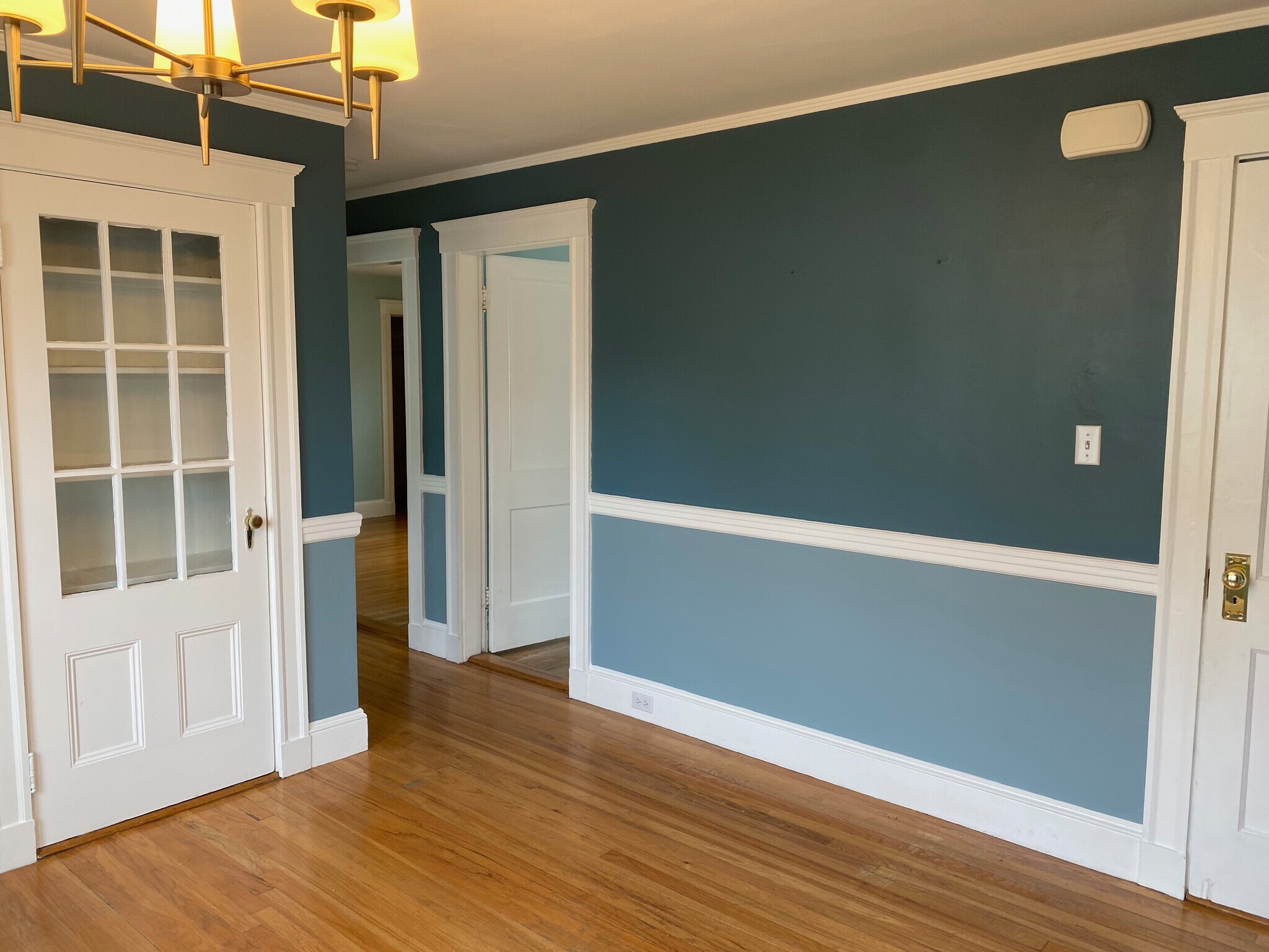 Building Photo - 37 Clark St