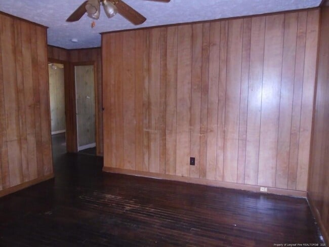 Building Photo - 310 Old Shaw Rd