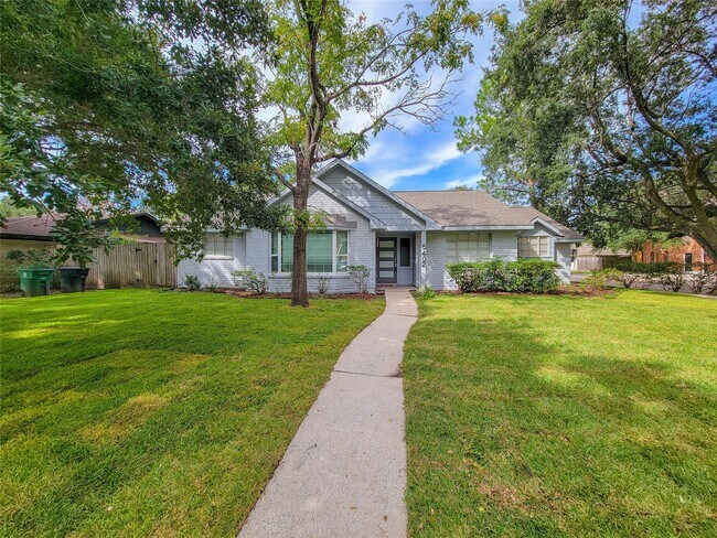 Primary Photo - 5402 Ariel St